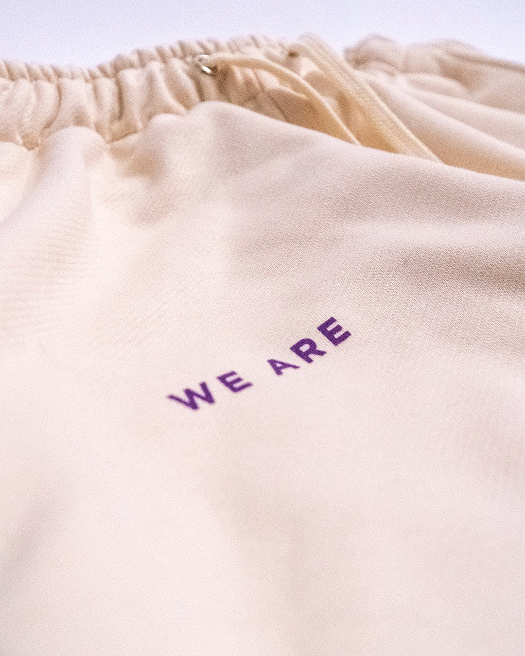 Jogger Crema | Remind Me